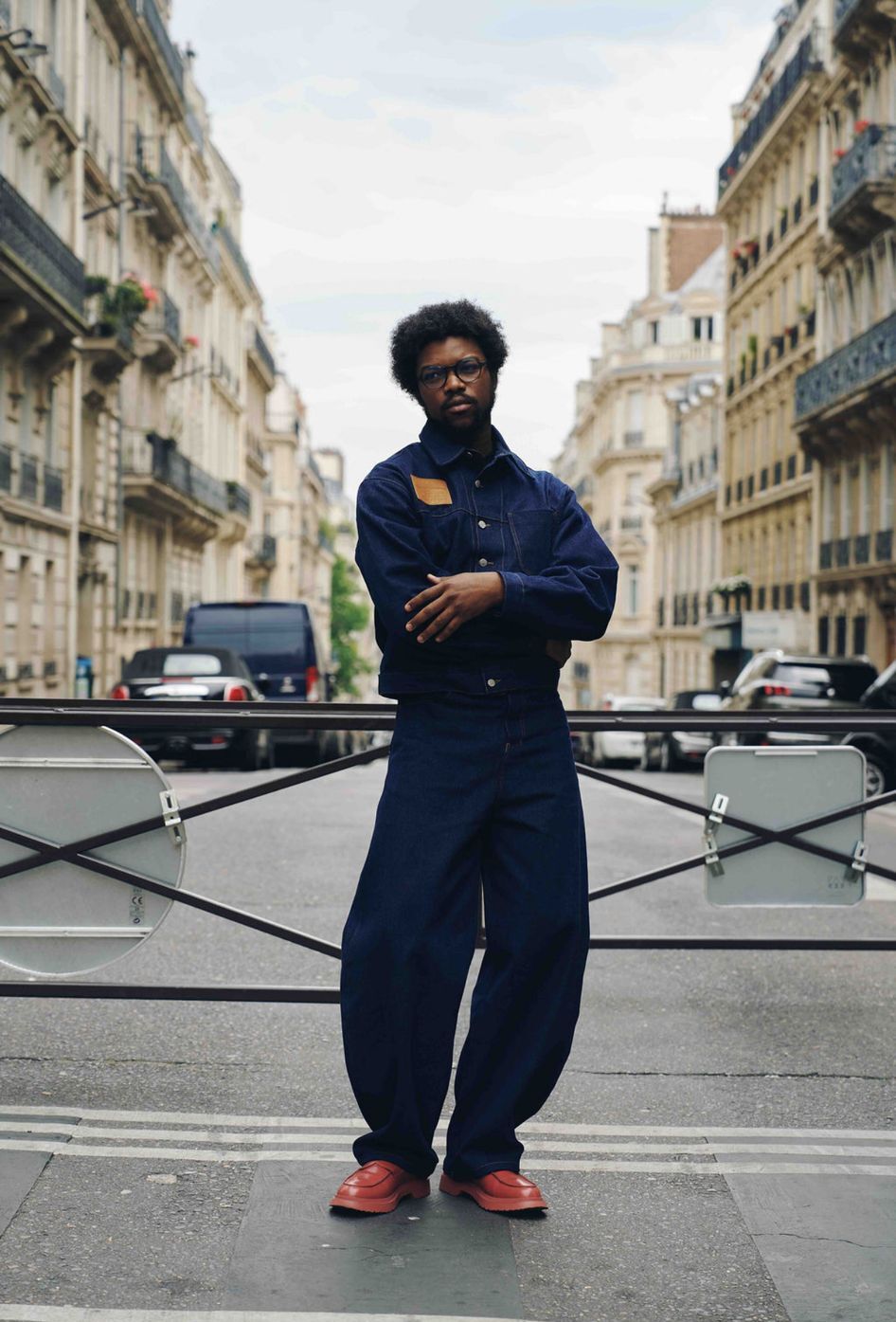 PANTALON EN JEAN BALLON BLEU