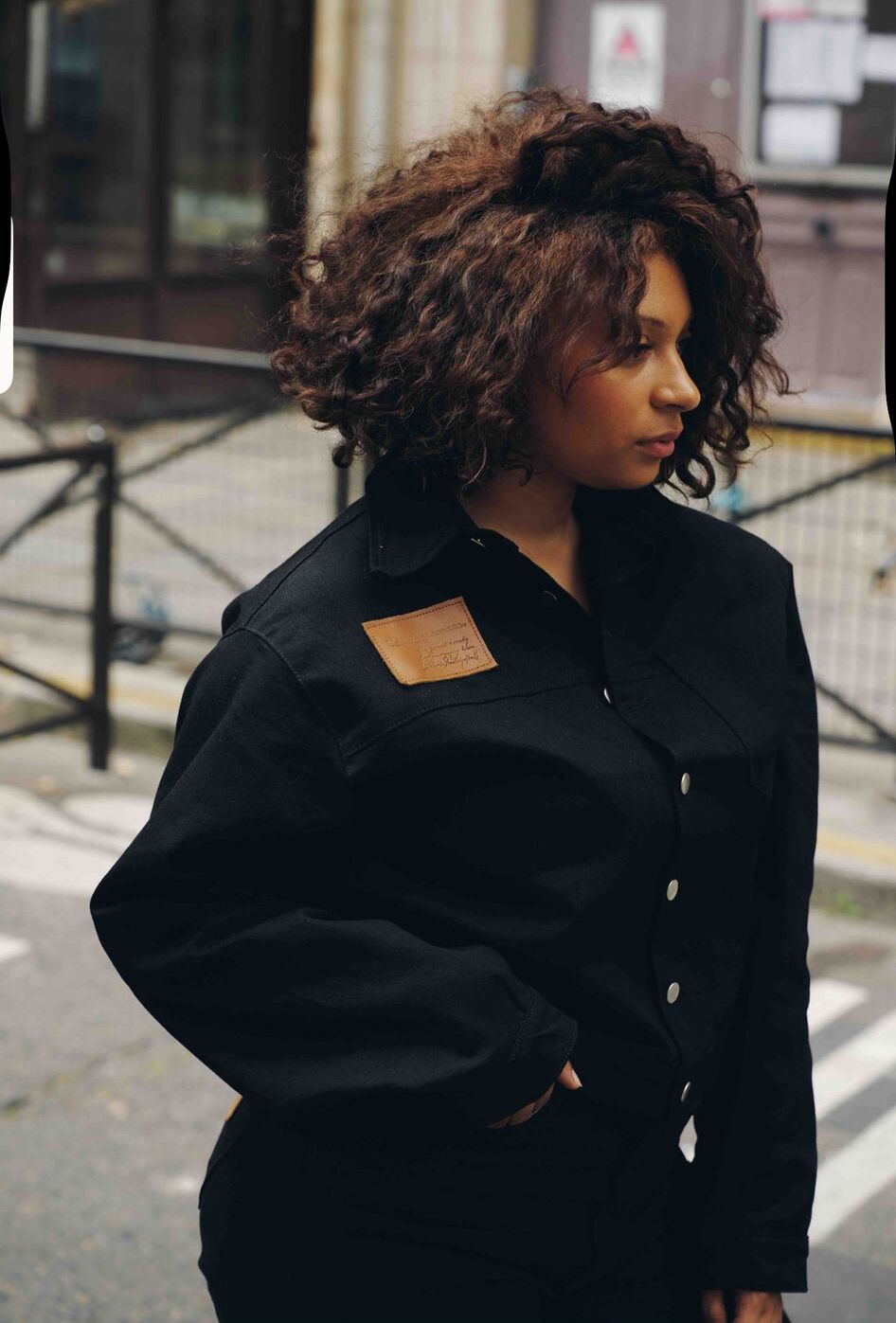 VESTE EN JEAN CROPPED NOIR